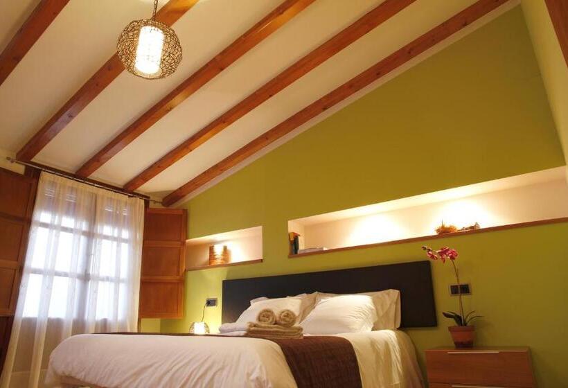 1 Bedroom Penthouse Apartment, Complejo Rural Turimaestrat