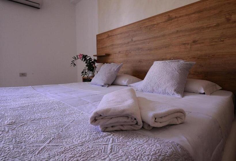 Standard Room with Balcony, Casena Dei Colli, Sure  Collection By Best Western