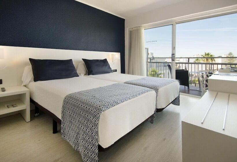 اتاق استاندارد با چشم‌انداز استخر, Catalonia del Mar - Adults Only