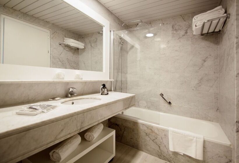 سوییت جونیور, Catalonia del Mar - Adults Only