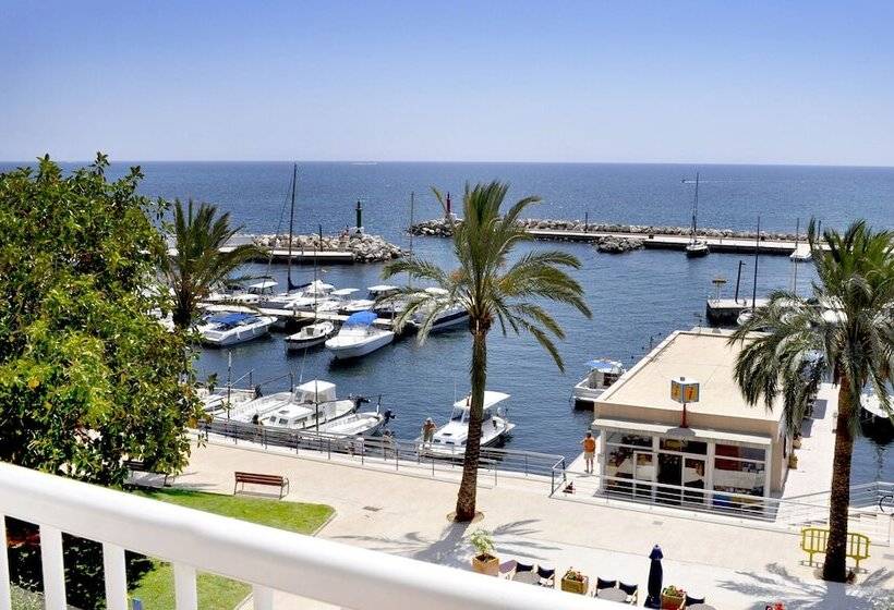 سوییت جونیور با چشم‌انداز دریا, Catalonia del Mar - Adults Only