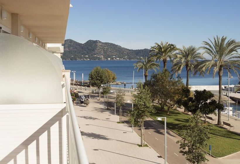 سوییت جونیور با چشم‌انداز دریا, Catalonia del Mar - Adults Only