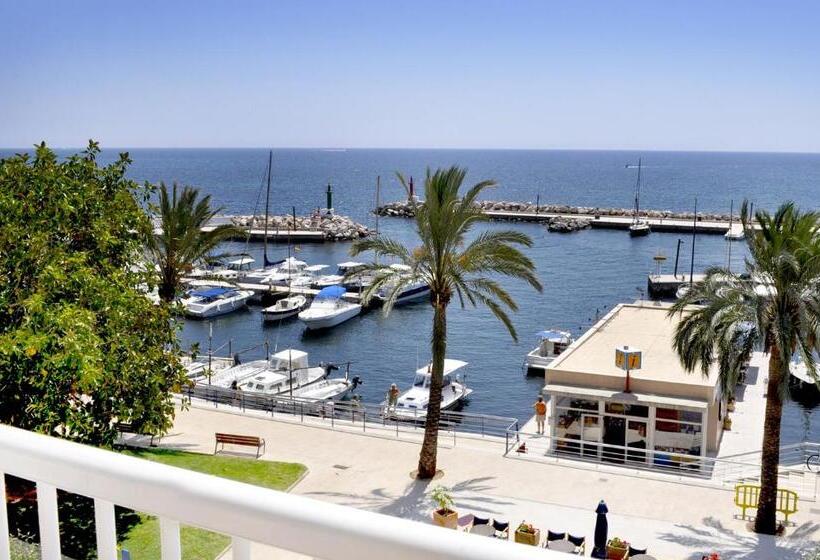 سوییت جونیور با چشم‌انداز دریا, Catalonia del Mar - Adults Only