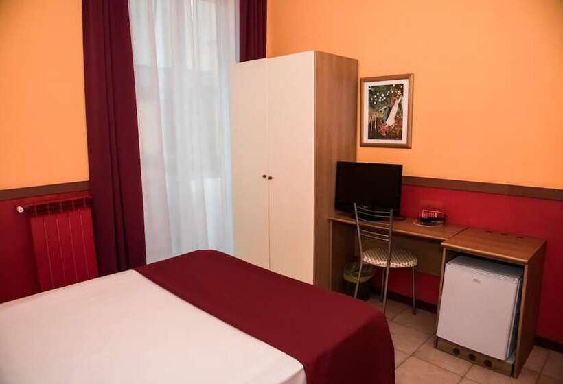 Economy Triple Room, Corallo