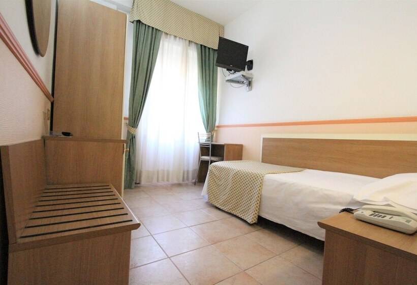 Economy Triple Room, Corallo
