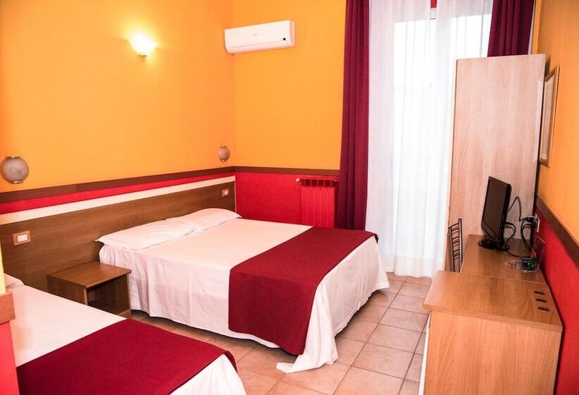 Economy Triple Room, Corallo