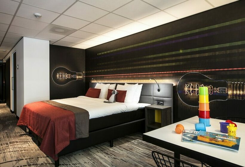 Deluxe Zimmer, Crown Hotel Eindhoven Centre