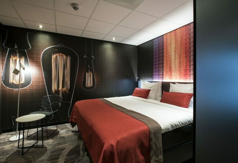 Deluxe Zimmer, Crown Hotel Eindhoven Centre