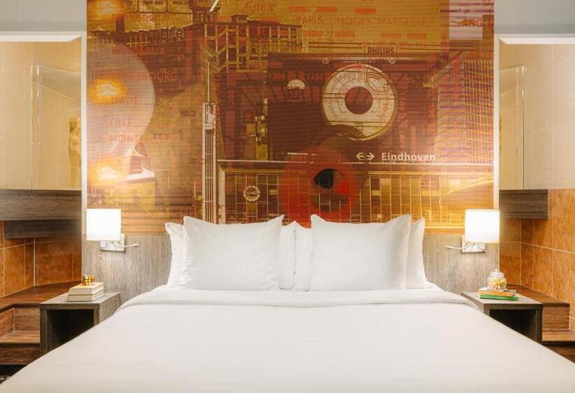 Suite, Crown Hotel Eindhoven Centre
