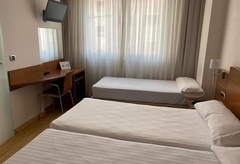 Chambre Standard, Duerming Longoria Plaza