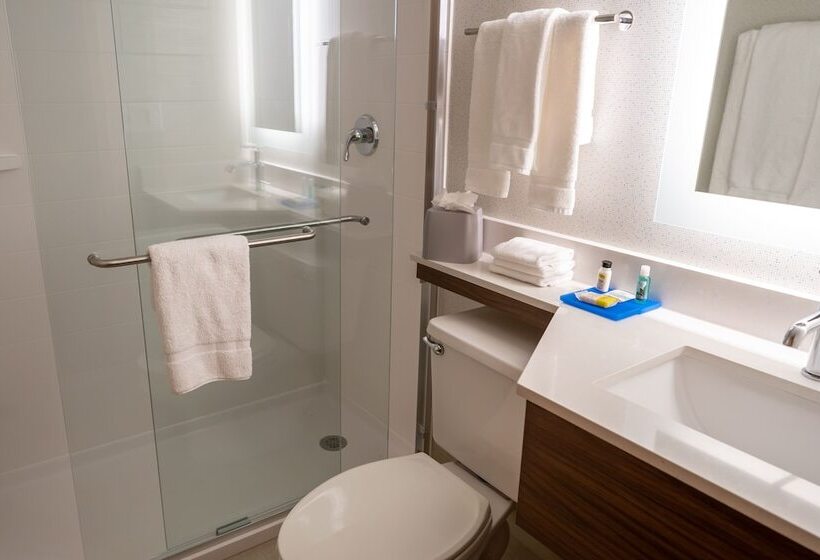 Номер Стандарт, Holiday Inn Express Boston, An Ihg