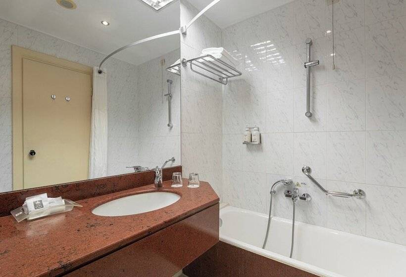 اتاق استاندارد, Holiday Inn Thessaloniki, An Ihg