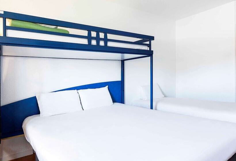 Standard Room, Ibis Budget Agen