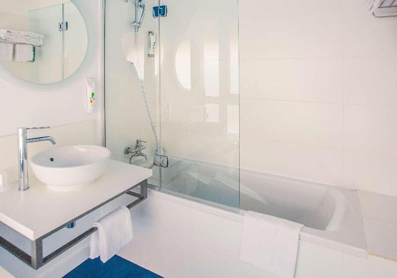 سوییت, Ibis Styles Toulon Centre Port