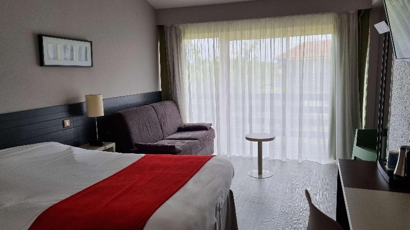 اتاق استاندارد چهار تخته, Kyriad Angoulême Nord Champniers  Hôtel & Résidence