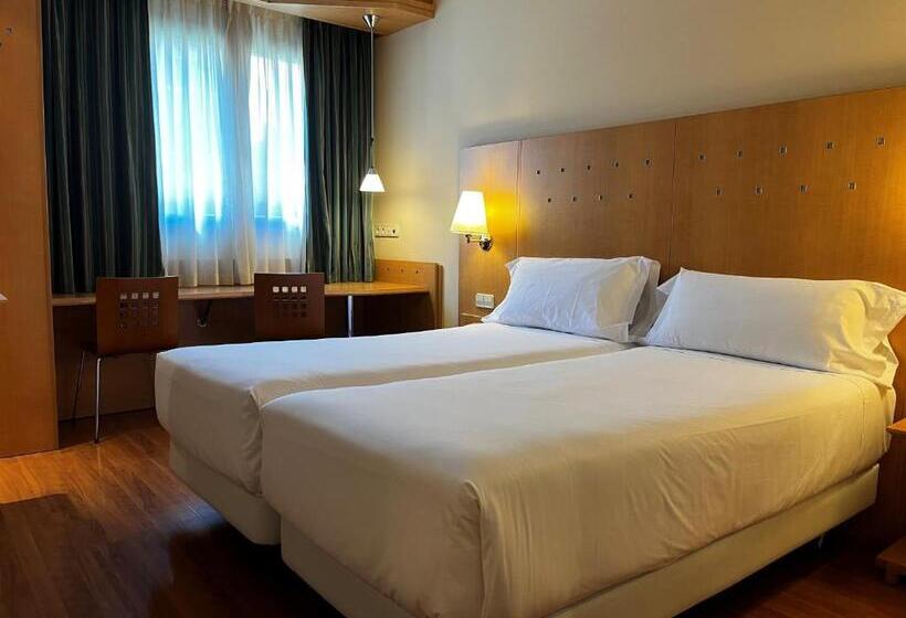 Standard Room, Logroño Parque