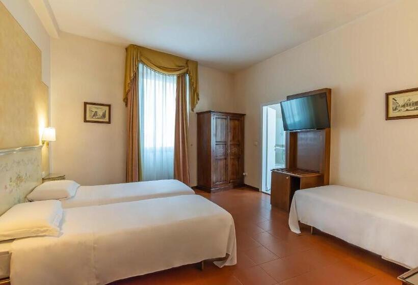 Standard Triple Room, Machiavelli Palace