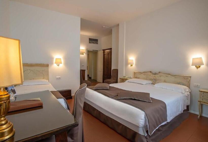 Standard Triple Room, Machiavelli Palace