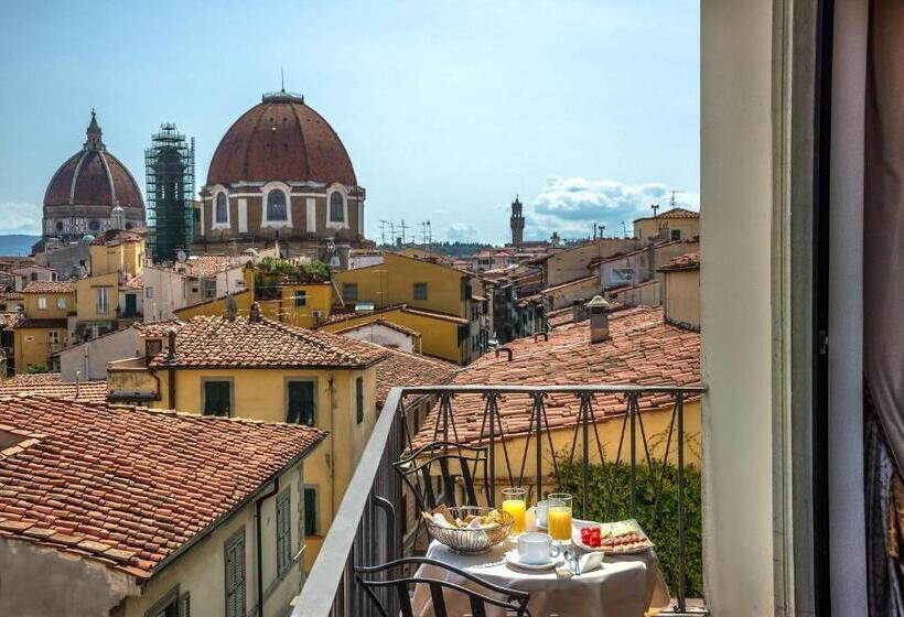 Habitación Estándar con Vistas, Machiavelli Palace