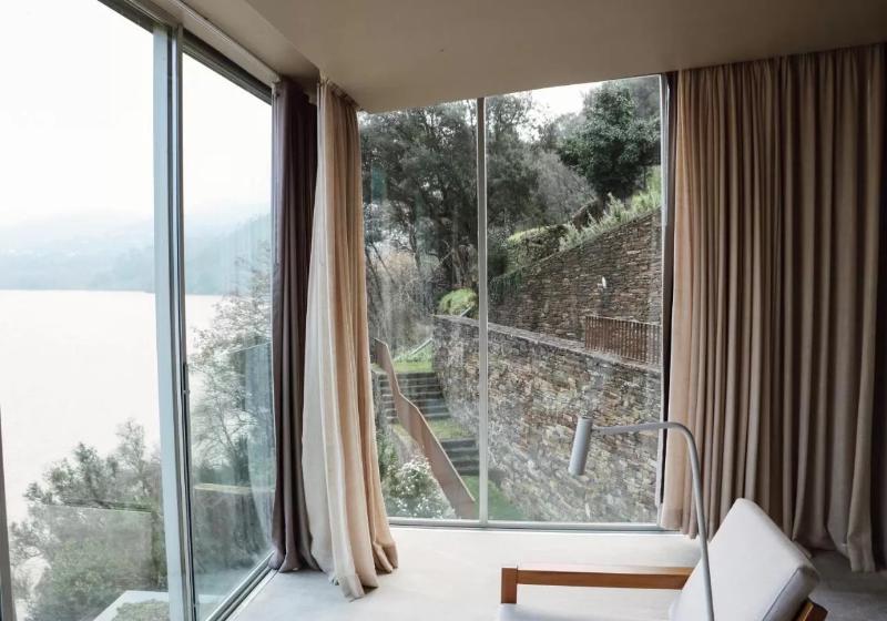 اتاق استاندارد یک نفره, Machiavelli Palace