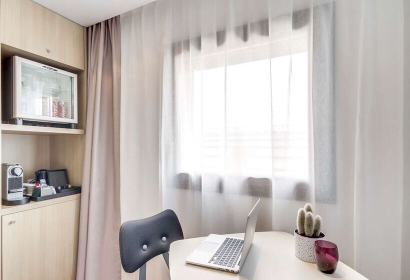 Chambre Prestige, Mercure Paris Gare De Lyon Tgv