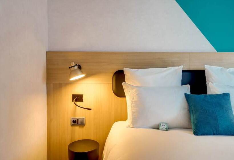 Chambre Supérieure, Mercure Paris Gare De Lyon Tgv