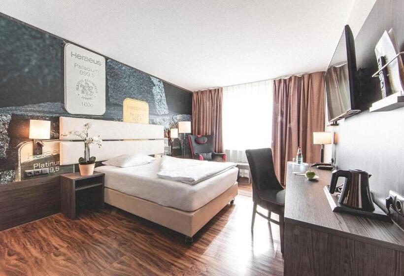 اتاق استاندارد یک نفره, Plaza Hotel Hanau