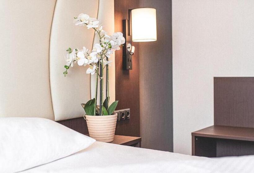 اتاق استاندارد, Plaza Hotel Hanau