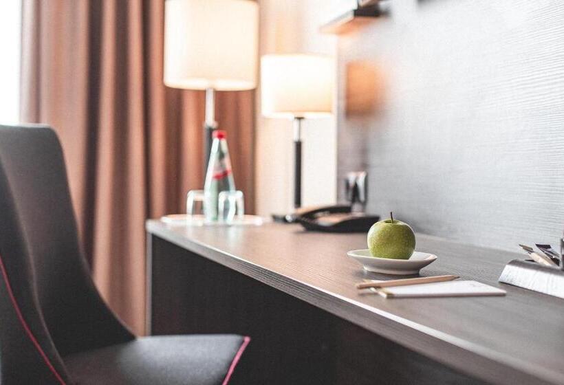 اتاق راحتی یک تخته, Plaza Hotel Hanau