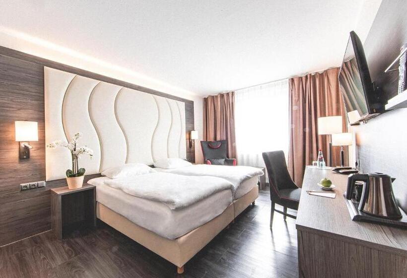 اتاق راحتی, Plaza Hotel Hanau