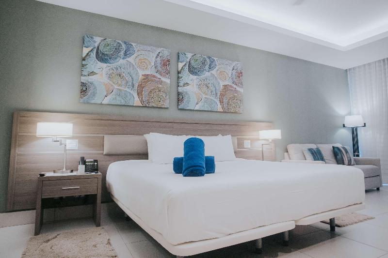 اتاق استاندارد سه نفره, Plaza Hotel Hanau