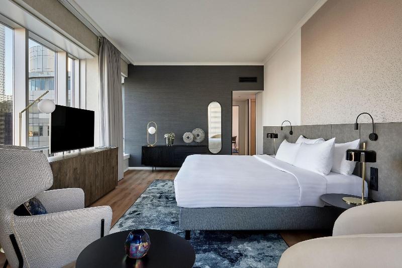 Junior Suite, Rotterdam Marriott