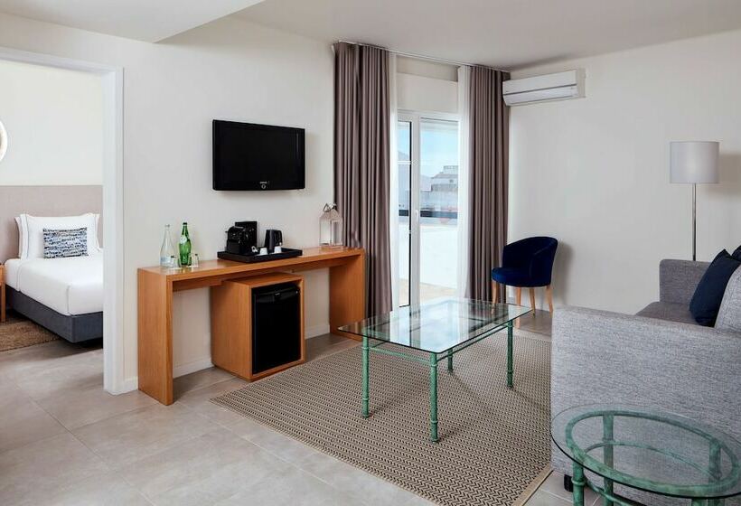 سوییت, Tivoli Lagos