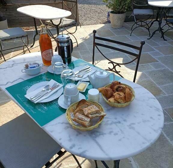 اتاق سوپریور, Auberge Du Vieux Tour Le Manoir