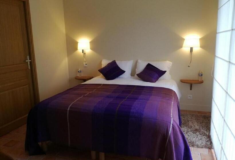 اتاق استاندارد, Auberge Du Vieux Tour Le Manoir