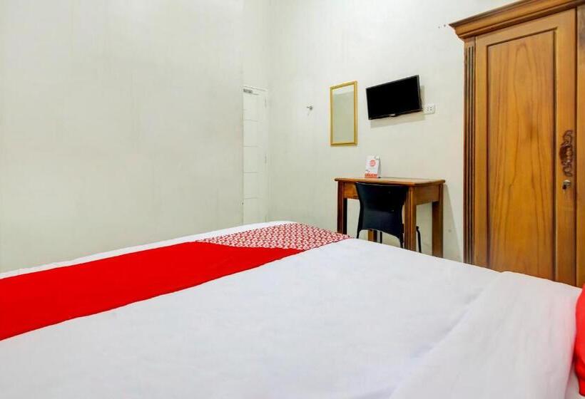 اتاق لوکس, Oyo 3606 Kost Kartini