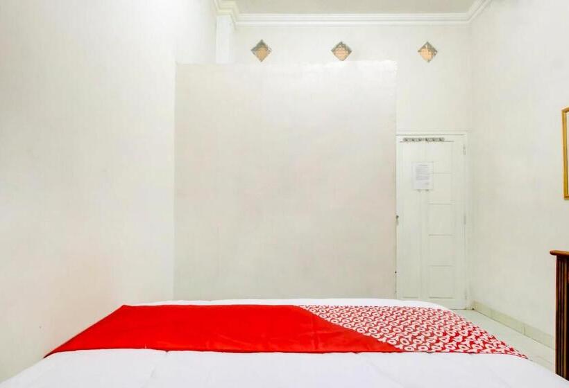 اتاق لوکس, Oyo 3606 Kost Kartini