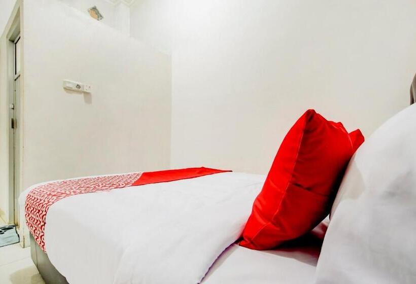 اتاق لوکس, Oyo 3606 Kost Kartini