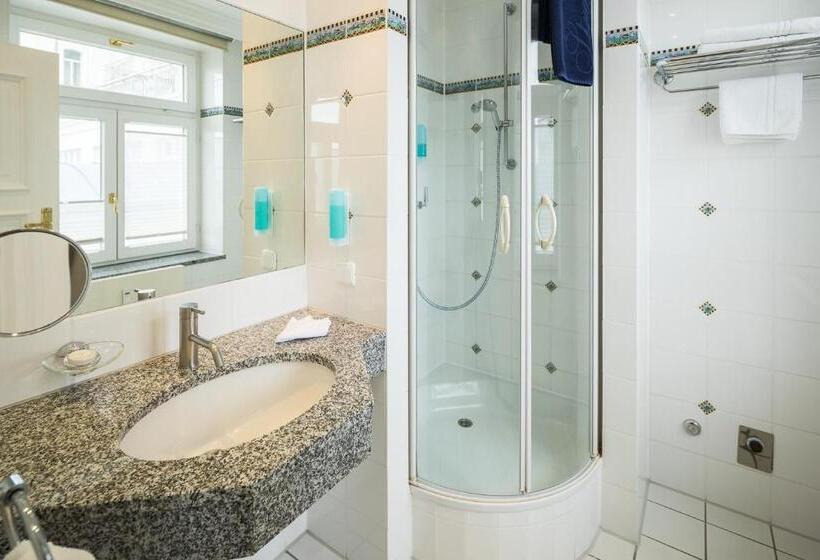 سوییت سوپریور, Strandhotel Kurhaus Juist