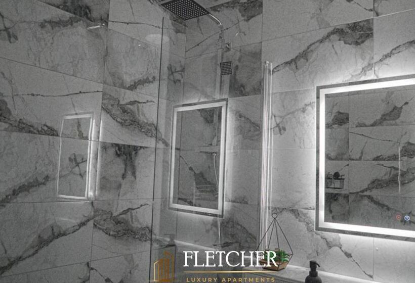 استودیوی استاندارد, Fletcher Apartments Ltd