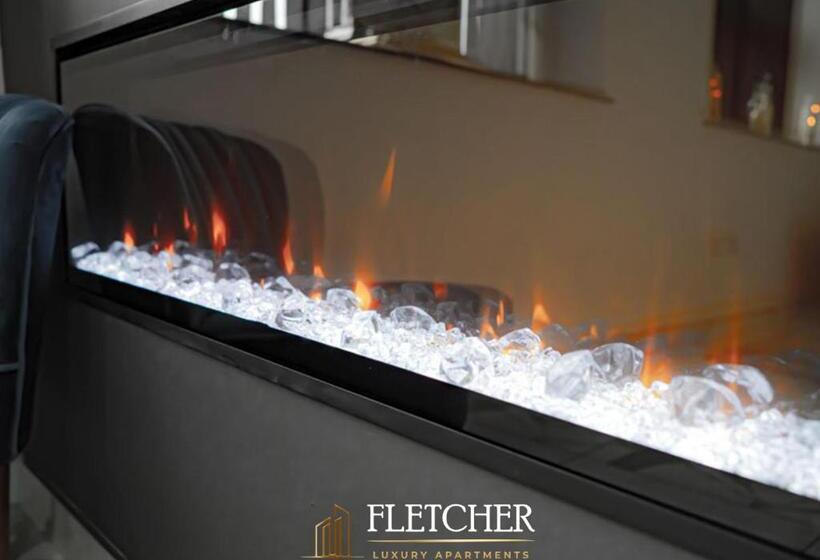 استودیوی استاندارد, Fletcher Apartments Ltd