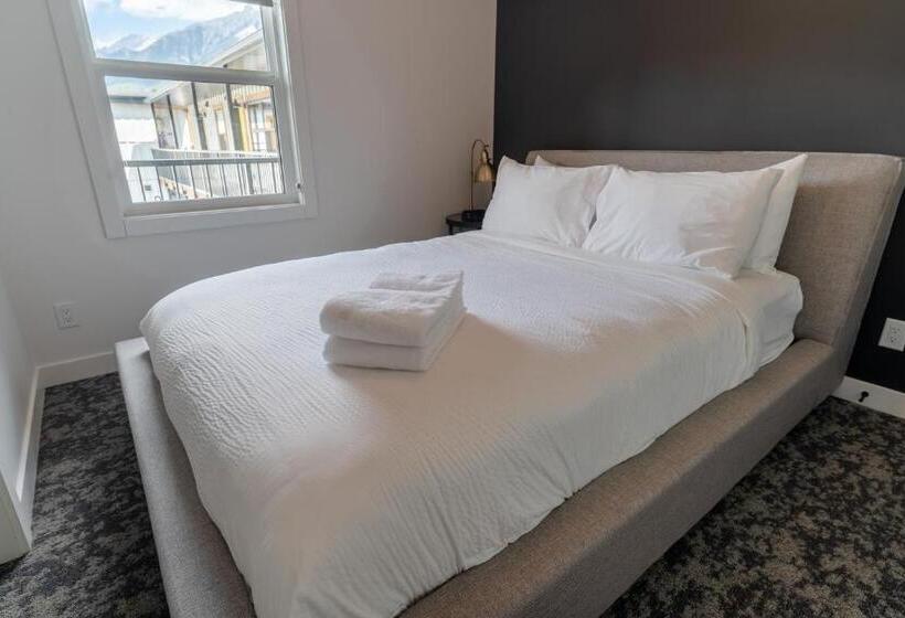 آپارتمان 2 خوابه, Basecamp Suites Canmore