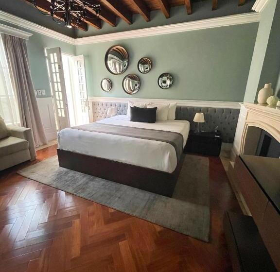 سوییت جونیور, Boutique Margarita Toluca