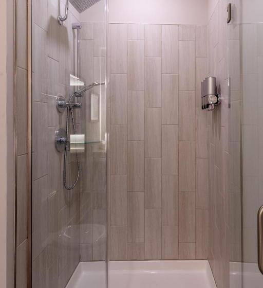 استودیوی استاندارد با تخت دو نفره بزرگ, Lakeside Lodge Clemson