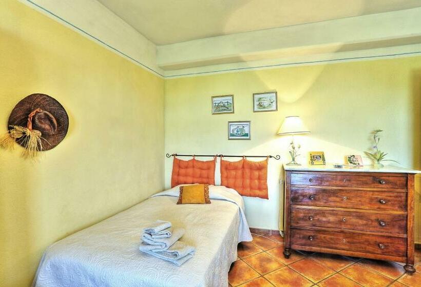 آپارتمان 1 خوابه همکف, Appartamento Girasole   Agriturismo Le Selvole