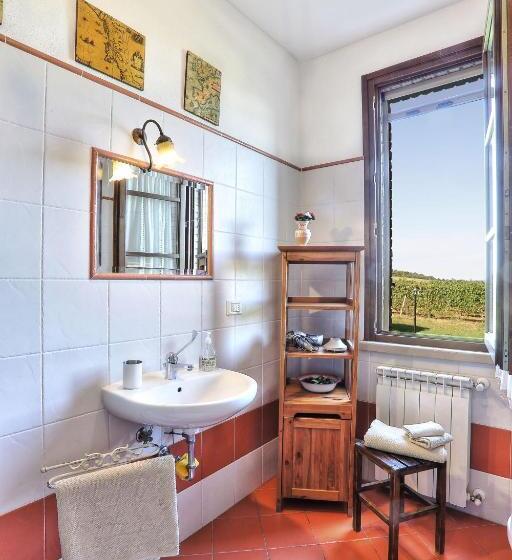 آپارتمان 1 خوابه همکف, Appartamento Girasole   Agriturismo Le Selvole