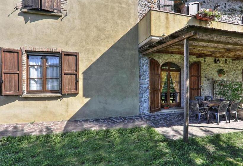 آپارتمان 1 خوابه همکف, Appartamento Girasole   Agriturismo Le Selvole