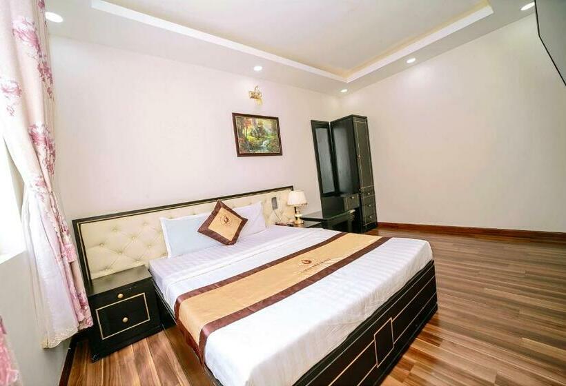سوییت, Khách Sạn Vĩnh Hội