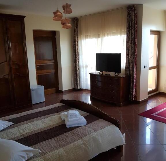 اتاق استاندارد سه نفره, Liberty Rooms