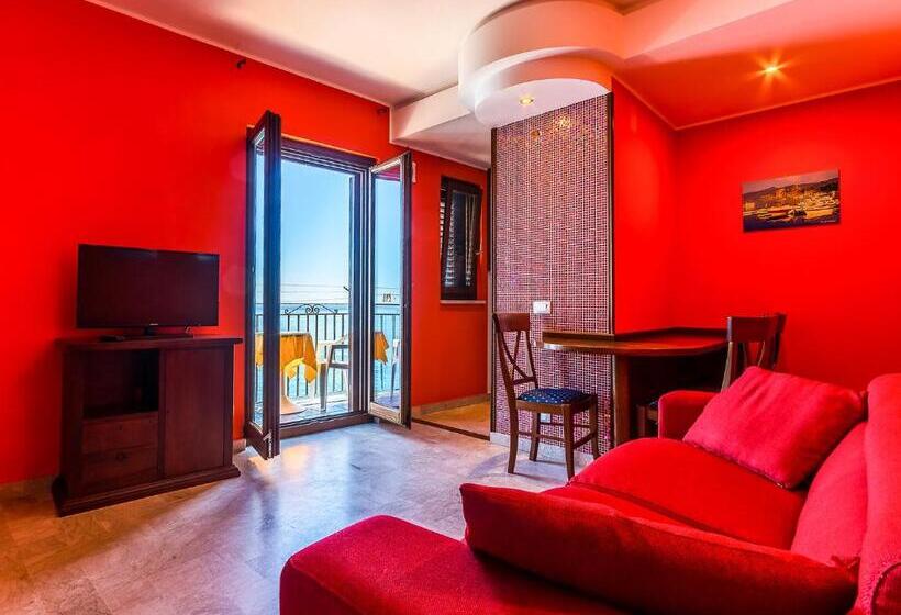 آپارتمان 2 خوابه با چشم‌انداز دریا, Miramare Residence Cefalú